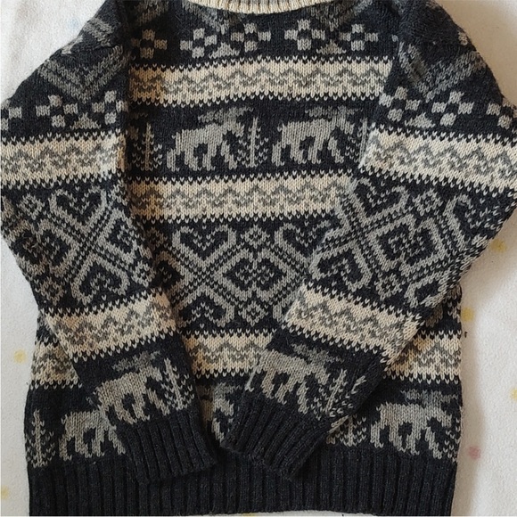 Eddie Bauer Black and Cream Turtleneck Sweater - Picture 3 of 10